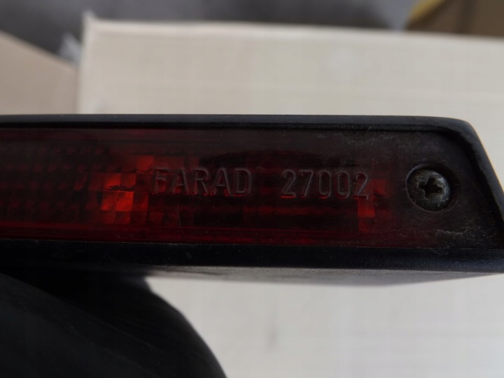 FARAD 27002 024036 TROISIÈME LANTERNE STOP PIED FREIN