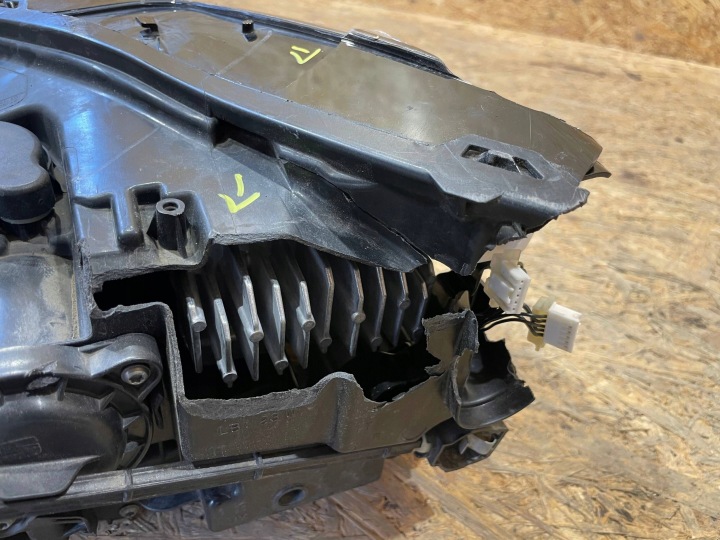 SEAT LEON IV 4 5F 20- PHARE DROITE AVANT AVANT COMPLET LED