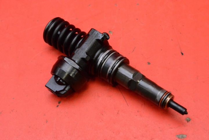 INJECTEUR INJECTEUR DE POMPE 038130073BA 0414720216 AUDI A4 B6 1.9 TDI 130 KM 00-05
