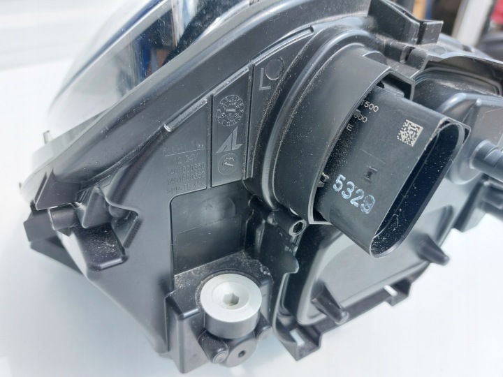 PHARE GAUCHE AVANT GAUCHE AVANT COMPLET LED PORSCHE MACAN LIFT 95B GTS