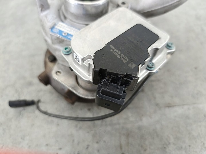 TURBINE AUDI A6 C6 53049900054 BV50 A2C53308523 BORG WARNER 3.0