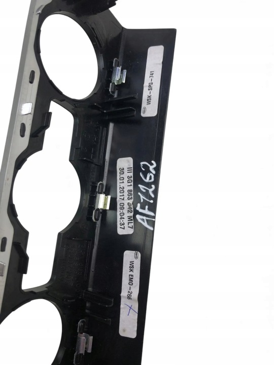 CHÂSSIS CONSOLES VW PASSAT B8 (3G2) 3G1863042 33103392 2015