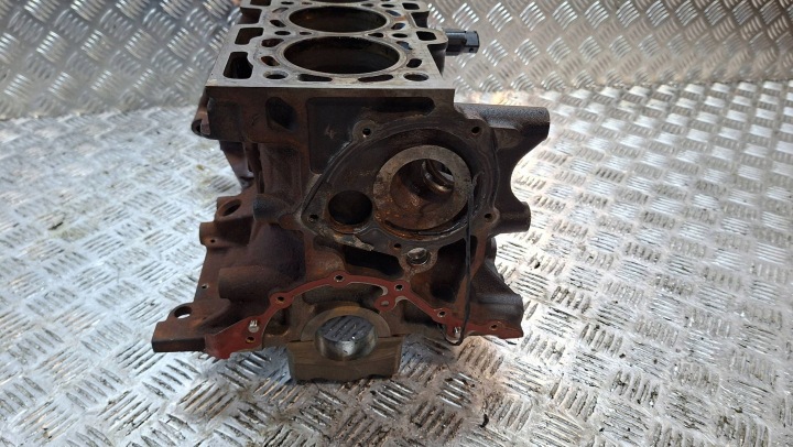 BLOC MOTEUR K9K276 RENAULT 1.5 DCI EURO 3 DÉMARREUR AVEC AVANT