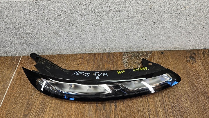 CITROEN C4 CACTUS 9800910680 DROIT LANTERNE VERS CONDUITE DIURNE FJD
