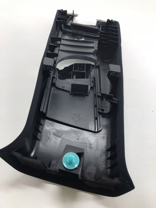TOYOTA RAV 4 (XA40) 2018 AVANT CÔTÉ DROITE PROTECTION SUPÉRIEURE MONTANTS B