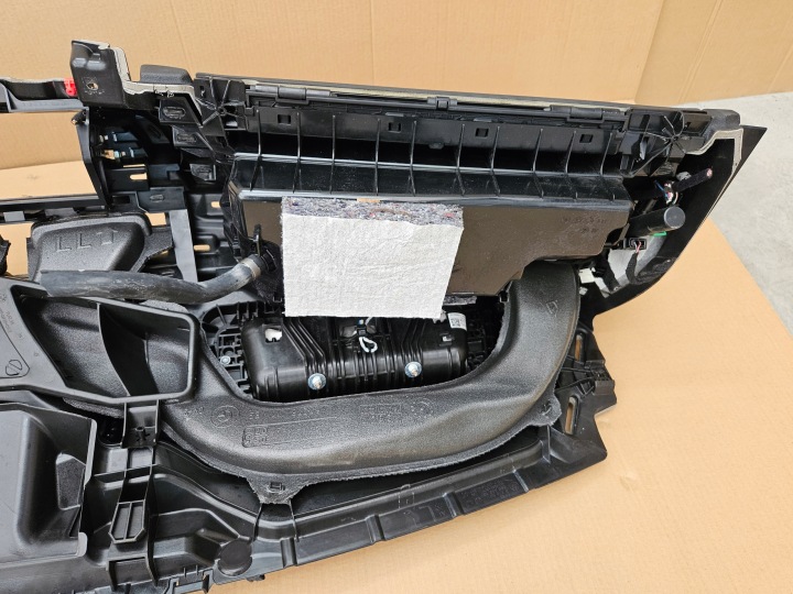 PLANCHE CUIR GLADKA BMW 5 G30 G31 HUD COUSSINS COURROIES ORIGINAL DÉMONTAGE