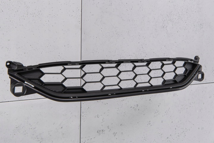 HONDA HR-V II RU 2015-2018 GRILLE PARE-CHOCS CENTRALE GRILLE 71103T7JH00