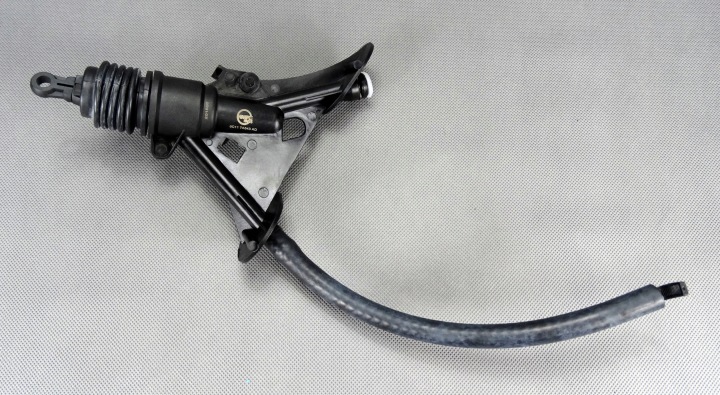POMPE ADHÉRENCE TRANSIT TOURNEO 06-