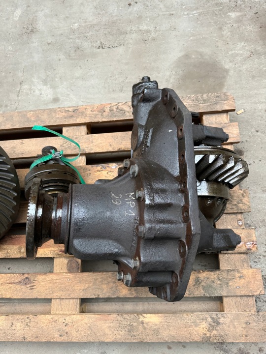 INSERT CULASSE PONT DIFFÉRENTIEL 24X29 MERCEDES ACTROS MP 1 AXOR