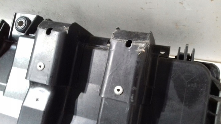 CHÂSSIS FILTRE AIR MAZDA 3 BL Z6681319X