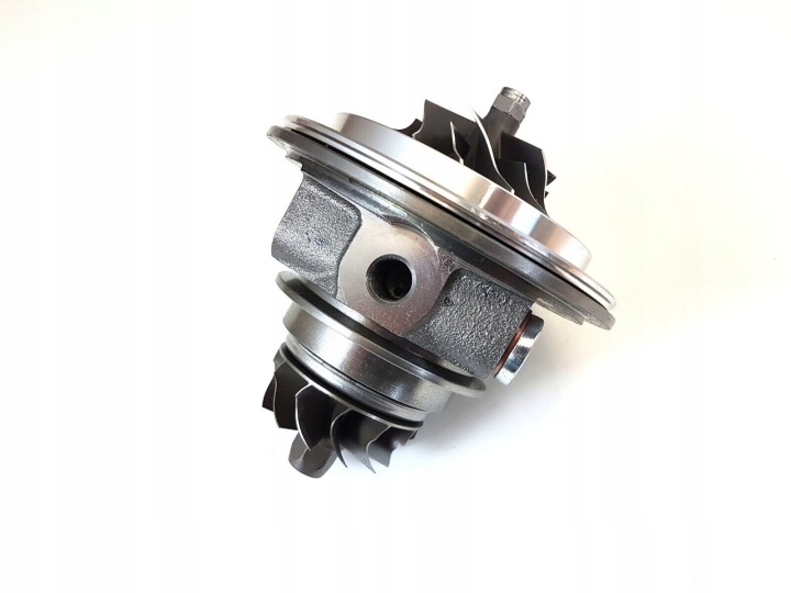 NOYAU TURBINES 53049700033 FORD FOCUS, FUGA, MONDEO S-MAX 2.5