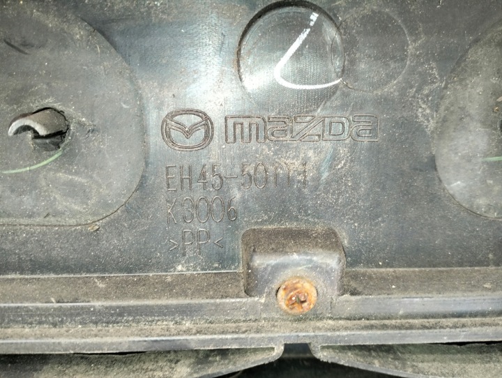 GRILLE CENTRALE PARE-CHOCS AVANT MAZDA CX7 CX-7 LIFT ANNÉE 2009-2012