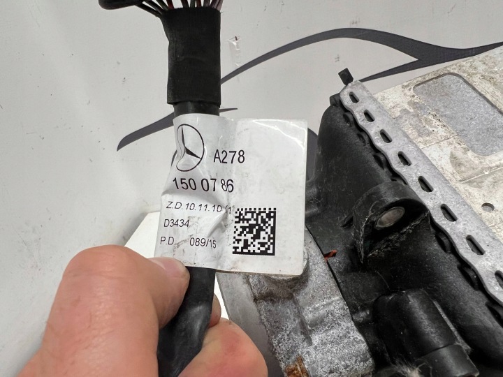 2013 MERCEDES-BENZ SL R231 ÉCHANGEUR AIR-AIR A2780900514