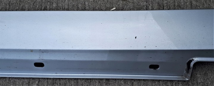 MOULURE SEUIL MERCEDES-BENZ OE A2126900140L