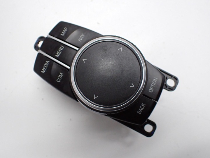 NAVIGATION NAVI RADIO MONITEUR NBT EVO 8804458 6810511 BMW 5 G30 G31 17R