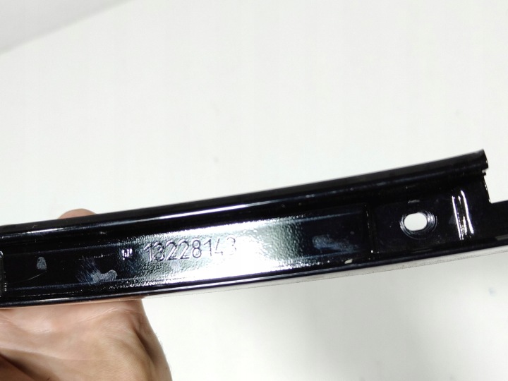 OPEL INSIGNIA A MOULURE MONTANTS PORTES GAUCHES 13228143