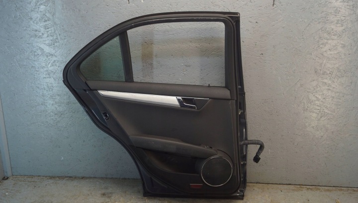 MERCEDES W204 PORTES GAUCHE ARRIÈRE (D2191)