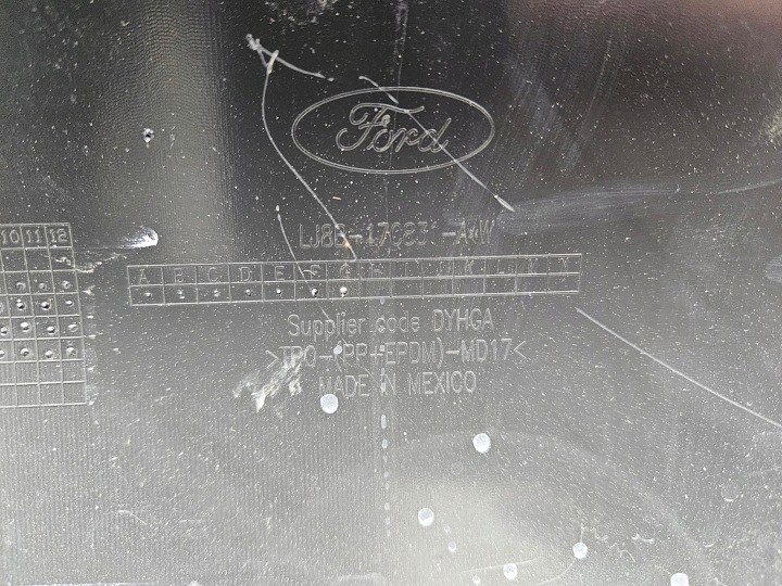 PARE-CHOCS AVANT AVANT MUSTANG MACH-E MACH E 2020- LJ8B-17C831 BAS EN BON ÉTAT