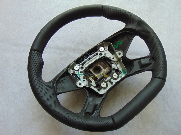 VOLANT MERCEDES W212 W204 LIFT NEUF CUIR