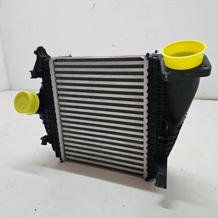 ÉCHANGEUR AIR-AIR AUDI RSQ8 4M0 LAMBORGHINI URUS 4M0145803BT