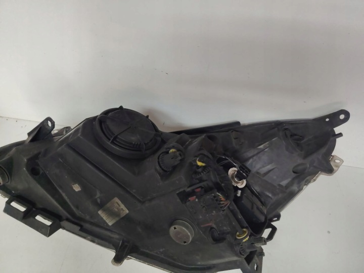 OPEL CORSA D PHARE AVANT AVANT DROITE EUROPE 13186382