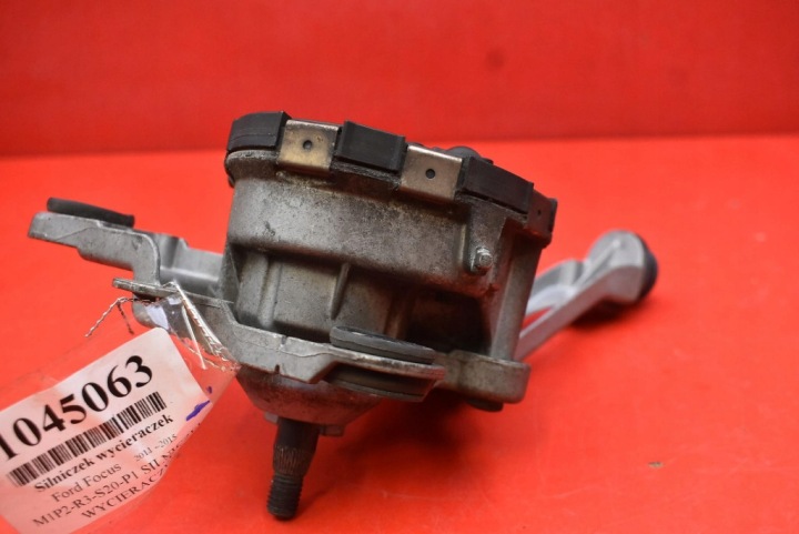 PETIT MOTEUR ESSUIE-GLACES DROIT AVANT EUROPE BM51-17504-BJ FORD FOCUS MK3 11-15