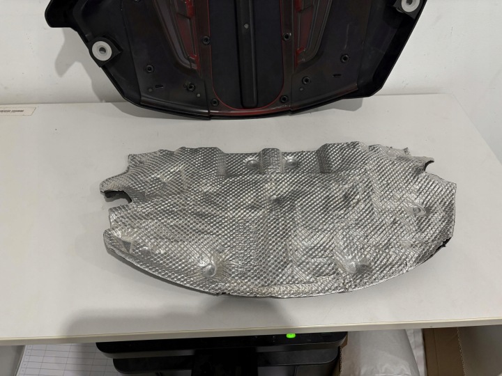AUDI S8 D4 4H 4.0 TFSI COUVERCLE PROTECTION SUPÉRIEURE MOTEUR 079103925AD