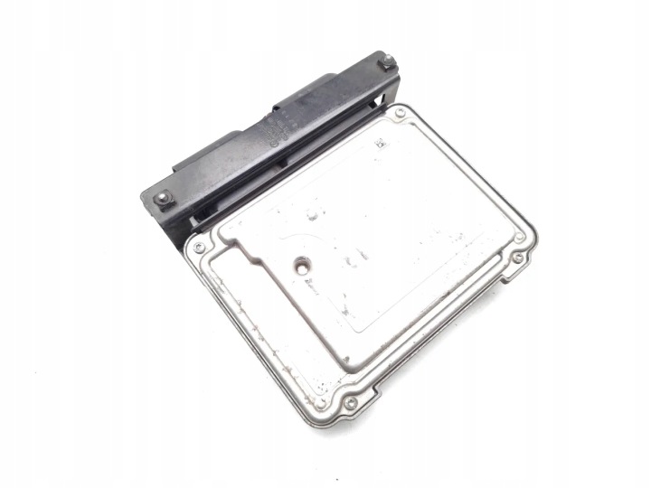 AUDI A1 CONTRÔLEUR MODULE ECU 2.0 TDI DIESEL 105KW (143 HP) 03L906018HS