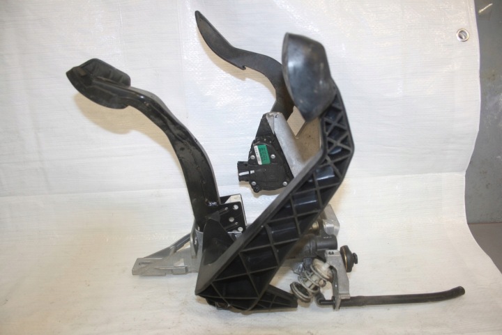 AUDI A4 B6 B7 EURO PÉDALES PÉDALE ENSEMBLE 8E1721316