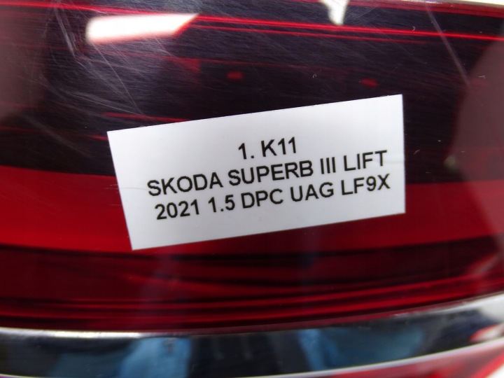 PHARE GAUCHE ARRIÈRE GAUCHE ARRIÈRE SKODA SUPERB III LIFTBACK BERLINE 3V5945207C