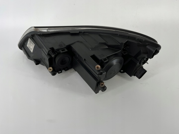 SKODA OCTAVIA II LIFT ORDINAIRE LENTILLE PHARE GAUCHE DROITE