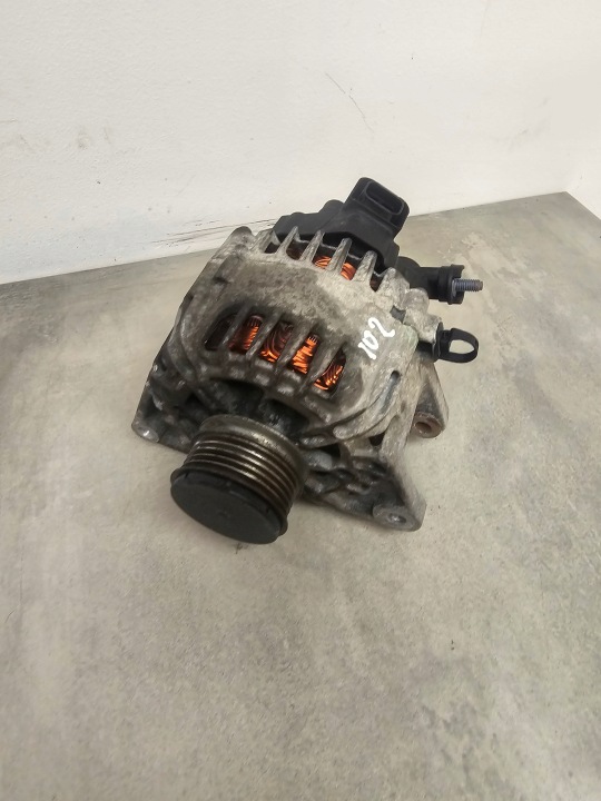 ALTERNATEUR KIA CEED I ED, HYUNDAI I30 I FD 1.6 CRDI 06-12. 37300-2A500