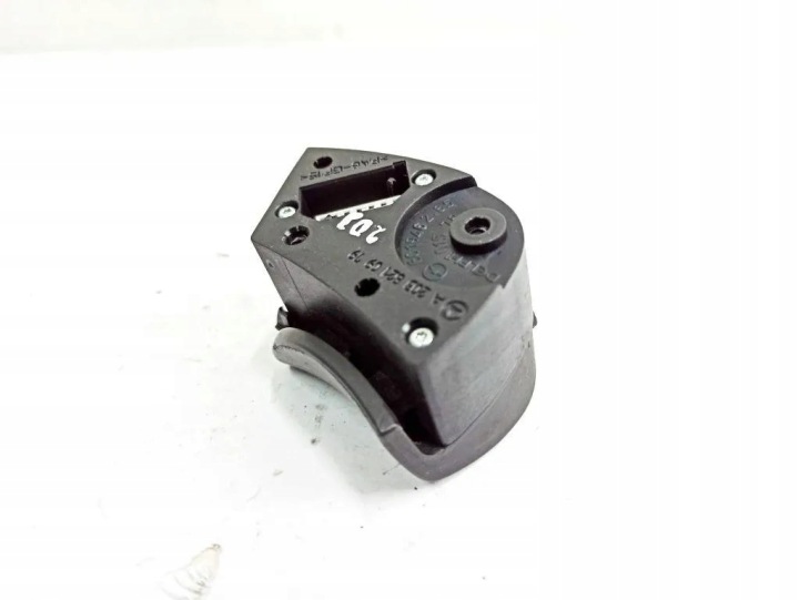 BOUTONS CAOUTCHOUC MERCEDES-BENZ C (W203) A2038210979 2.7L DIESEL 2004
