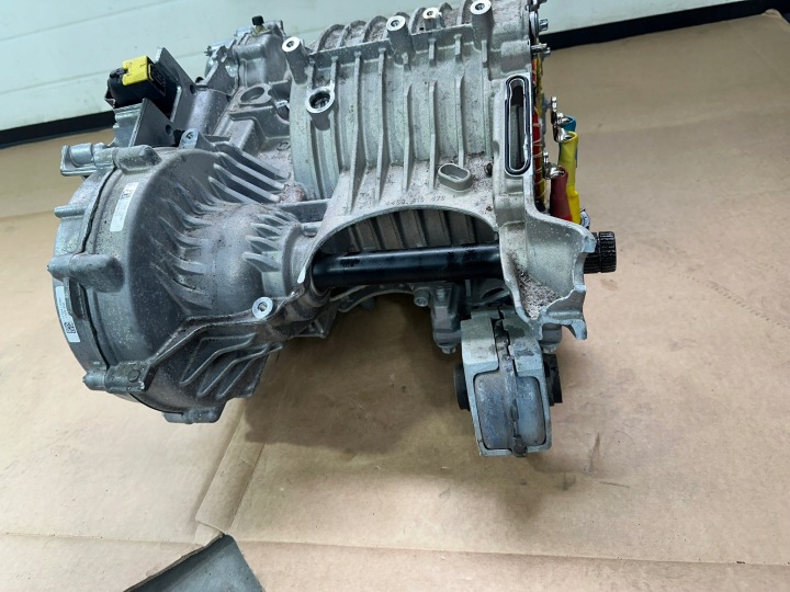 MOTEUR AVANT MOTEUR AVANT GROUPE MOTOPROPULSEUR MERCEDES EQA W243, H243 ELEKTRYK