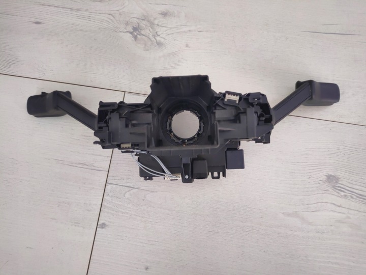 VW T-ROC ARTEON ARAIGNÉE MANETTE COMMUTATEUR COMPOSITE BANDE 5Q1953521KF