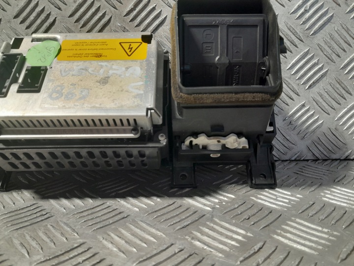 OPEL VECTRA C MONITEUR RADIO GRILLES CONDUIT D'AIR