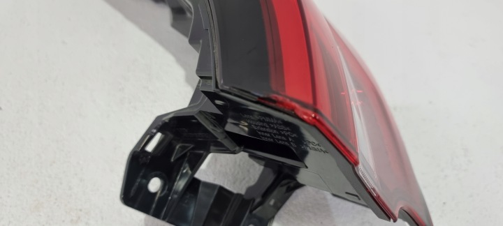 PHARE DROIT ARRIÈRE ARRIÈRE TOYOTA COROLLA E21 LIFT UNIVERSEL 22-