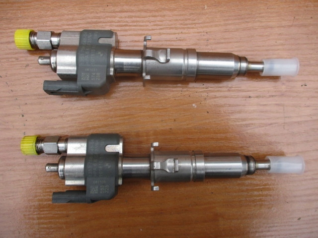 BMW E90 E60 N43 BMW1 N53 ESSENCE INJECTEUR 7589048 02