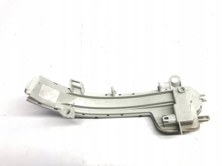 BMW 2 F46 2016 GAUCHE CLIGNOTANT SUR RÉTROVISEUR LATÉRAL 7493897