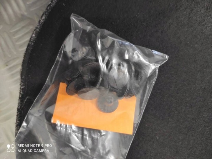 INSONORISATION SUPPORT CAPOTS COUVERCLES MOTEUR CLIPS MONTAZOWE PEUGEOT 508 I