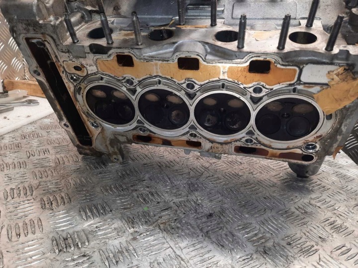 CULASSE COMPLÈTE MINI 1.6 THP N14B16AB