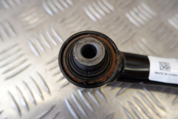 ARRIÈRE BRAS DE SUSPENSION TESLA 118843100A ÉLECTRIQUE 2022