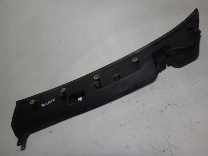 DROIT DOUBLURE DE PASSAGE DE ROUE EXTÉRIEUR MOULURE DUCATO BOXER JUMPER II 2010 EUROPE