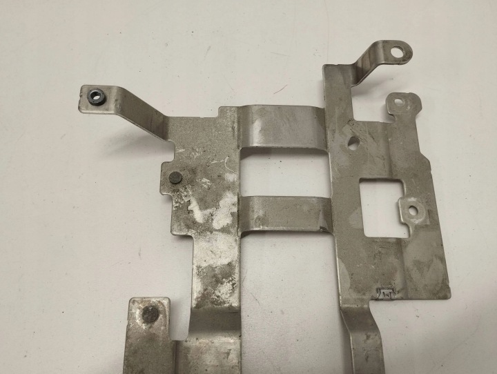 12371. MERCEDES GLE FIXATION RÉSERVOIR PRESSION A1673250000