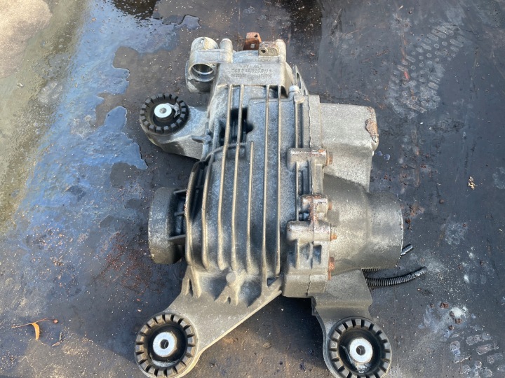 DIFFÉRENTIEL PONT HALDEX PASSAT B6 3.2 FSI JUW 01Z525010B