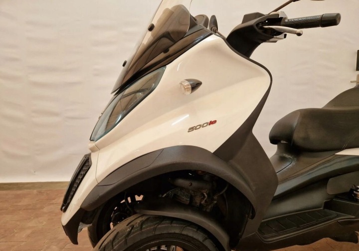 PIAGGIO MP-3 MP3 500 LT IE SUR CATALYSEUR B L5E MP3 HPE 400 COFFRE MGMOTO WLKP 40KM