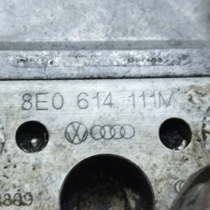 1997 AUDI A8 S8 D2 4D POMPE ABS 8E0614111M