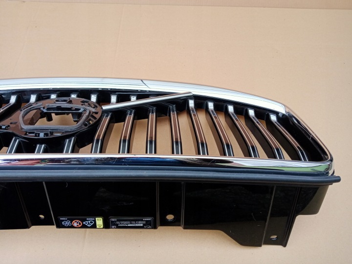 VOLVO XC60 II LIFT GRILLE ATRAPPA 32386077
