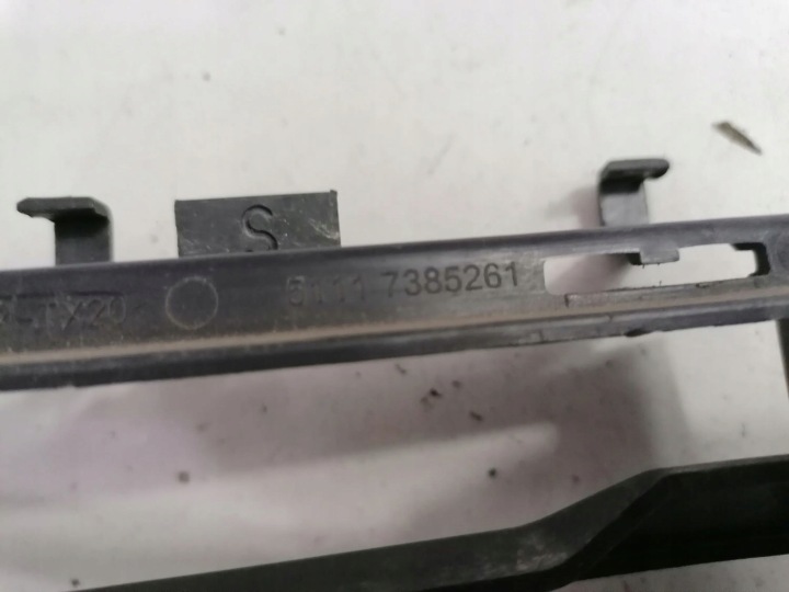 CALANDRE RADIATEUR GRILLE GAUCHE CÔTÉ BMW 5 G30 G31 7385261