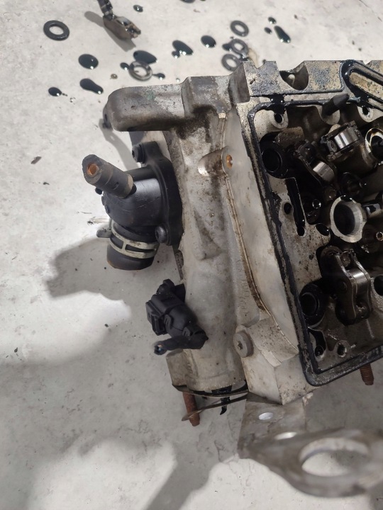 CULASSE MOTEUR SKODA OCTAVIA MK3 (5E) 04L130373E